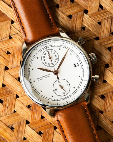 About Vintage 1834 Chronograph Brown Watch Dial View