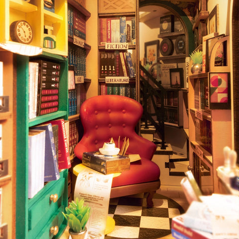 DIY Book Nook Kit - Bookstore