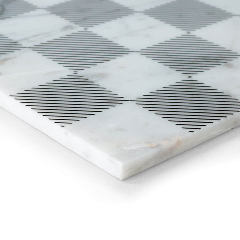 Skyline Chess Board - Marble - Detail